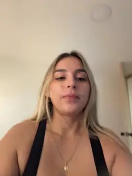 oriana_zoeee webcam