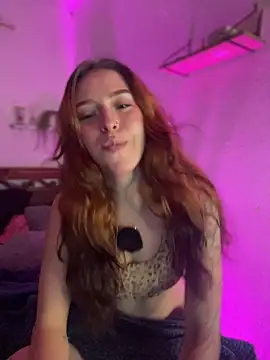 Ginger-Foxy webcam