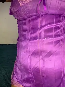 redros01 - RedRos01's free webcam - UK Sex Cams