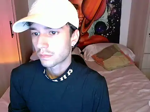 adrien_polo - Adrien_polo's free webcam - UK Sex Cams