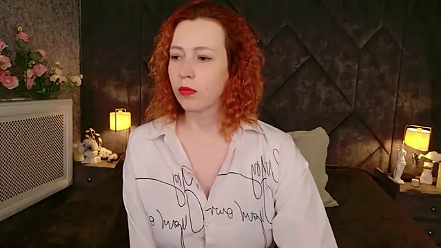 Watch Evie_Berret live on EroticFlix - High definition streams