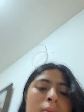 Watch canelareina live on EroticFlix - High definition streams