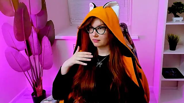 CarolGiggly webcam