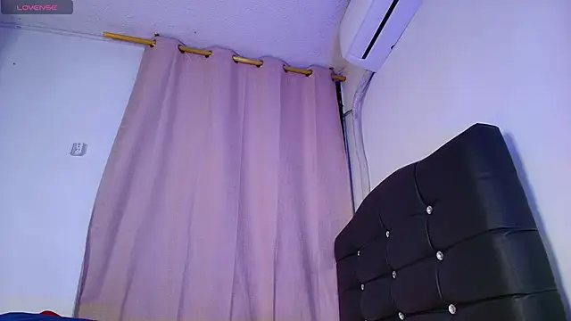Mia_depp webcam