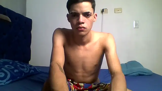 Latinos_2001 webcam