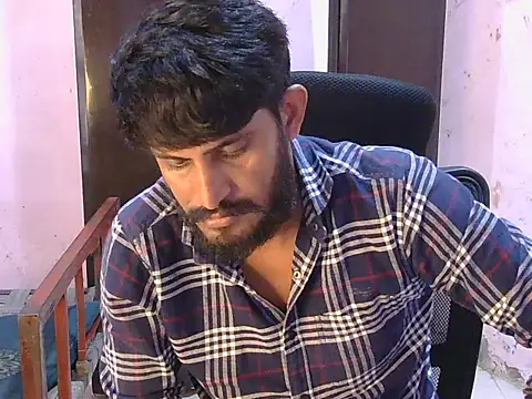 HotXKrish webcam
