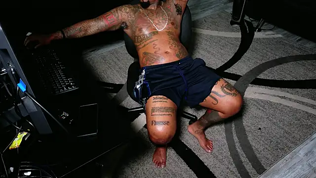 SLANGONDEMHOES webcam