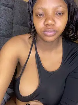 MilfBoobsxx webcam