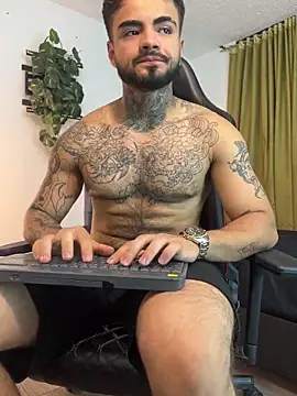 Benjii_Carter1 webcam