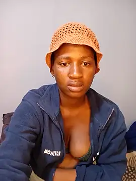 DimpleQueen_01 webcam
