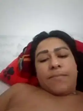 Scarlet_01_ webcam