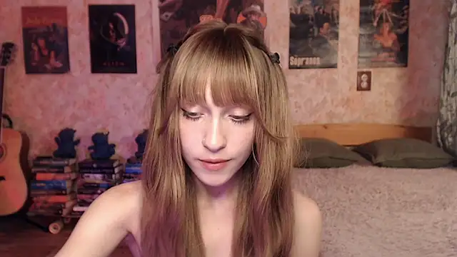 Friendly_Ellie webcam