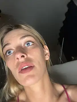 Bellalolahot