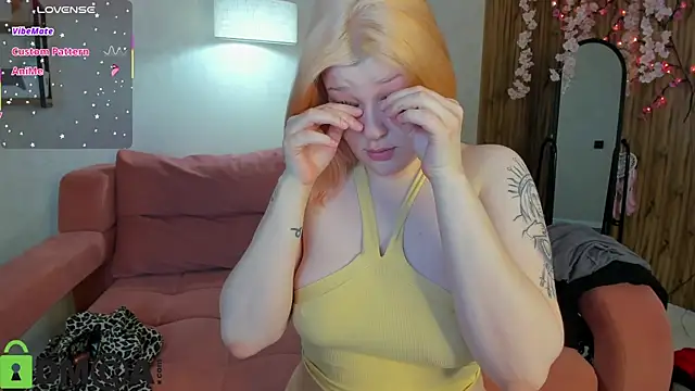 Michele_Greenn webcam