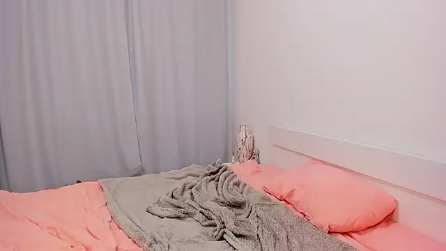 Arya_Thomas webcam