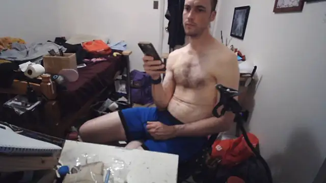 JohnnyMoves webcam