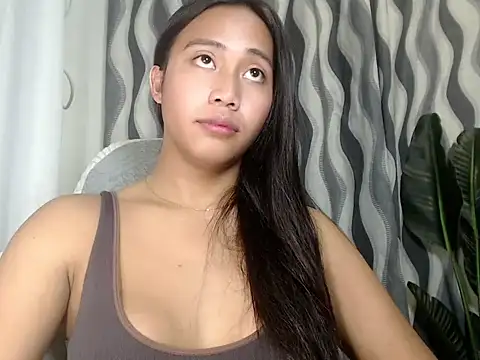 sweetiie_caren webcam