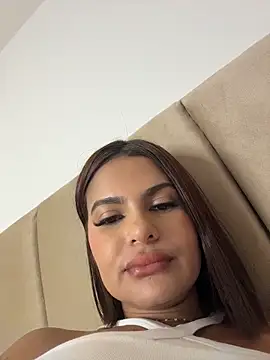 Irina_Velvett webcam