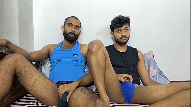 DesiDaddyandSon webcam