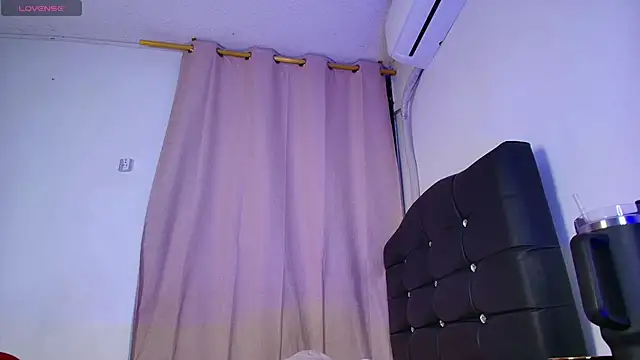 Mia_depp webcam