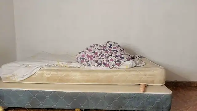 Jade_Dorthini webcam