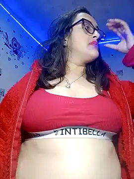 Watch anndreapds live on EroticFlix - High definition streams