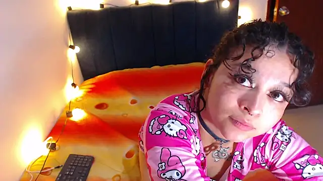 Bitsy_Messy webcam