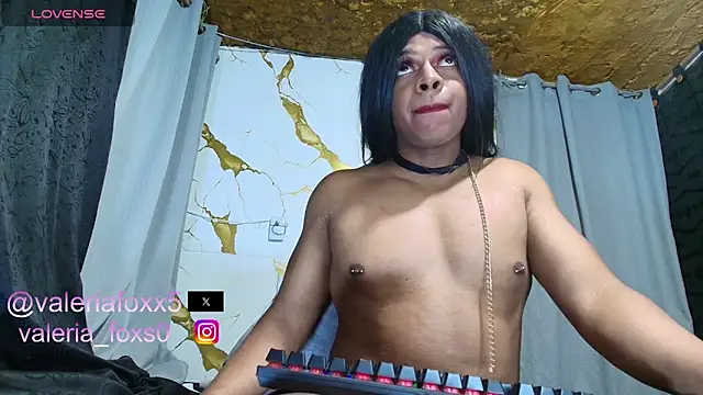 valeriafoxx3 webcam