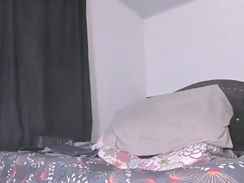 Chrys_harris77 webcam