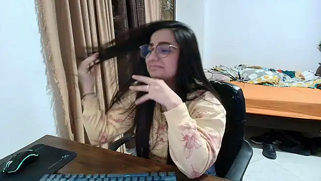 Charlotte_Richardson webcam