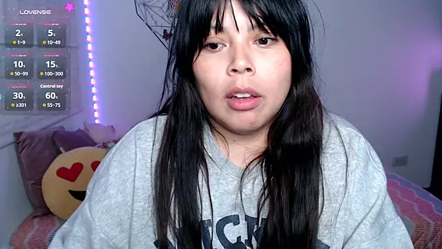 EllieMoonX webcam