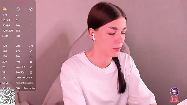 LunaRossaa webcam