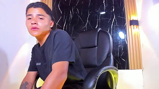 Liam_Dustin webcam