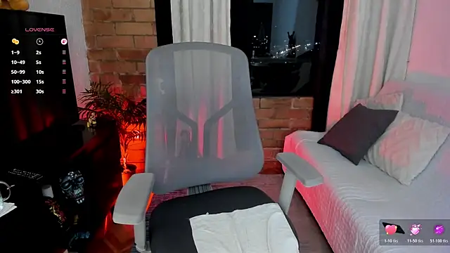 MissBronte webcam