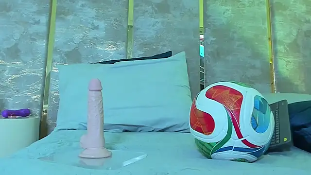MaiaLopez webcam