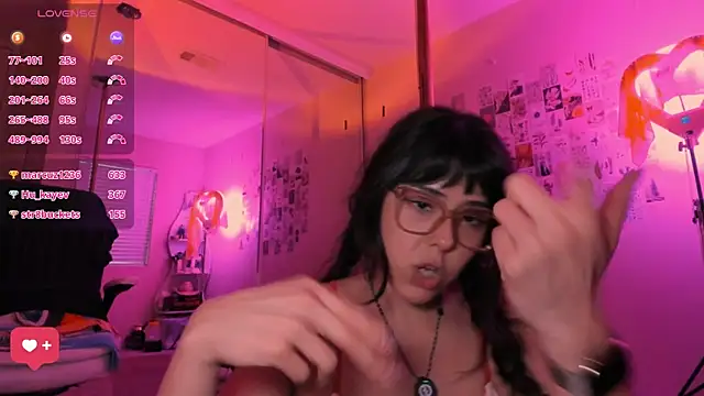 Evie-Luna webcam