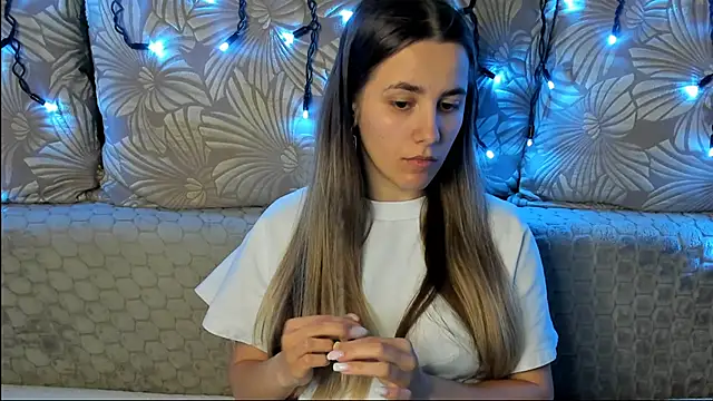 MaggieCake webcam