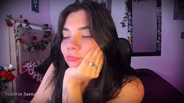 Watch victoriaasaenz_ live on EroticFlix - High definition streams