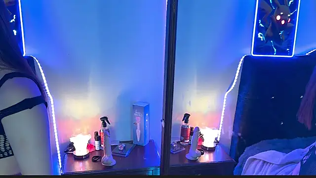 Bella_Velvet0
