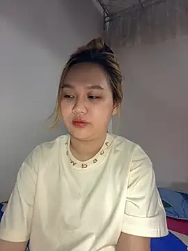 Watch Almira6868 live on EroticFlix - High definition streams