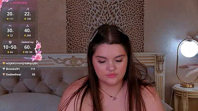 EmilyHyde webcam