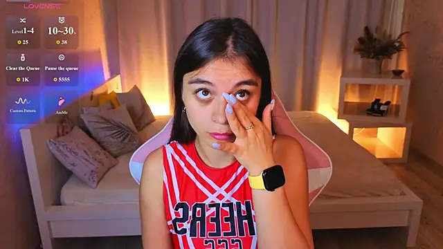 Kim_Bless webcam