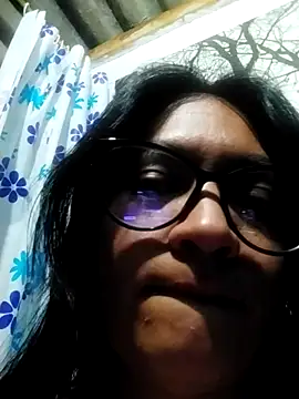 LatinSquirtBaby webcam
