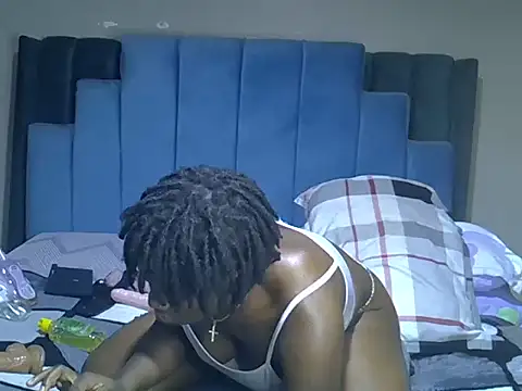 melanin_moon webcam