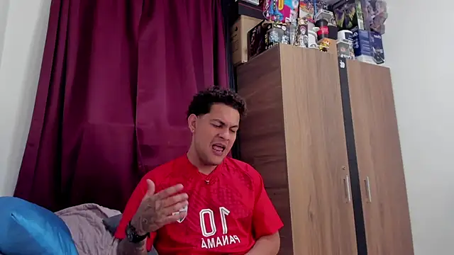 Damon_10 webcam