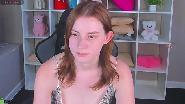 Watch Lilli_Rivera live on EroticFlix - High definition streams