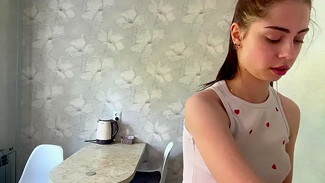 LianaMagic live cam on StripChat