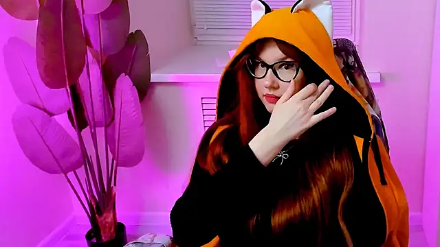 CarolGiggly webcam