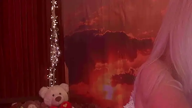 Watch MoniCutex live on EroticFlix - High definition streams