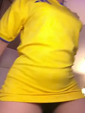 Watch ARITOO_ live on EroticFlix - High definition streams